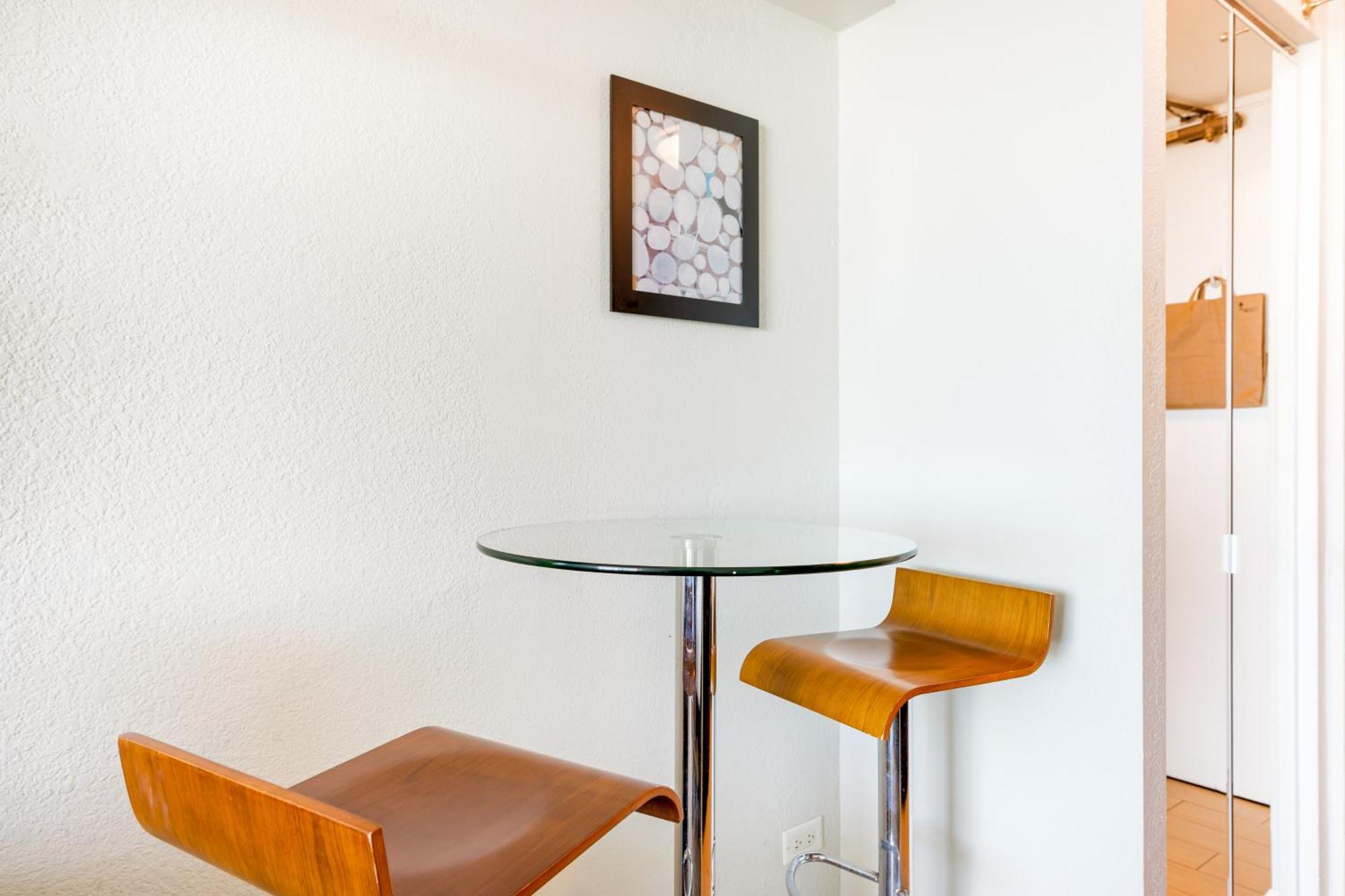 Island Colony Suites ホノルル 部屋 写真