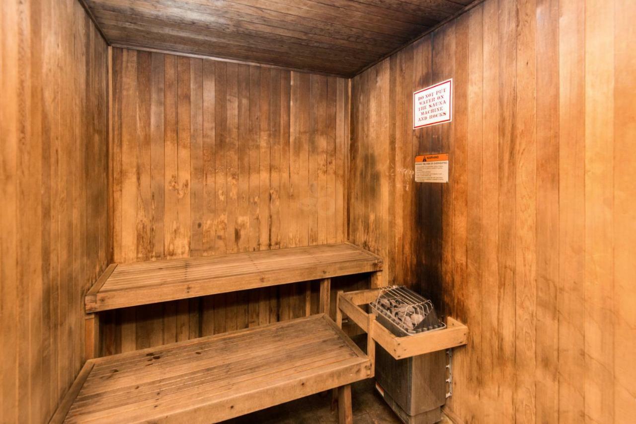Island Colony Suites ホノルル エクステリア 写真